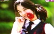 Suzy Sengaja Pose 'Seksi' untuk Foto Kelulusan Sekolah