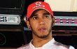 Lewis Hamilton Merasa Belum Pantas Dijuluki 'Pengganti' Michael Schumacher