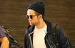 Robert Pattinson Terbang Sendirian ke Australia untuk Promo 'Twilight'