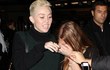 Miley Cryus Dilema Dihadang Fans Histeris