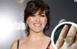 Pamer Cincin Berlian, Kelly Clarkson Umumkan Pertunangan