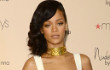 Rihanna Sumbangkan Rp 16 Miliar ke Rumah Sakit di Barbados