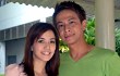 Delon dan Yeslin Wang Rayakan Natal di Rumah Saja