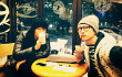 Eunhyuk dan Donghae Pamer Selca Santai di Kafe