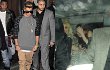 Justin Bieber Kepergok Pulang Pesta dengan Dua Gadis Misterius