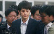 Park Shi Hoo Kalem Usai Diperiksa Polisi Selama 10 Jam
