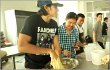 Vino Bastian Belajar Uleni Adonan Roti di Video Behind the Scene 'Madre'