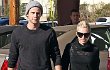 Miley Cyrus dan Liam Hemsworth Masih Tunangan