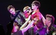 Donghae Super Junior Nyaris 'Ditelanjangi' Saat Konser 'Super Show 5' Argentina