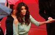 Alat Vital Eva Longoria Tak Sengaja Terekspos ke Publik