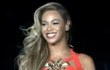 Beyonce Nyanyi Perdana Lagu Baru 'Standing on the Sun'