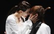 Ivy Pernah Diteror Fans 2PM Karena Duet dengan Nichkhun di MAMA 2009