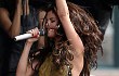 Selena Gomez Diduga Tak Kenakan Pakaian Dalam Saat Manggung