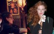 Kristen Stewart Canggung Tak Sengaja Bertemu Riley Keough di Konser?