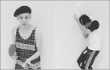 Key SHINee Usil Serang Minho dengan Banyak Bola Ping Pong
