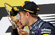 Sebastian Vettel Cium Trofi Kemenangan dan Kokoh di Puncak Klasemen F1