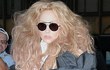 Aneh dan Ribetnya Baju Lady GaGa Saat Hadiri Fashion Media Award