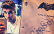 Justin Bieber Unggah Foto Naskah 'Batman', Terpilih Jadi Robin?
