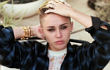 Fans Muak Lihat Miley Cyrus Topless di Cover Rolling Stone Terbaru
