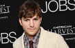 Ashton Kutcher Lagi-Lagi Terpilih Jadi Aktor TV Termahal Forbes