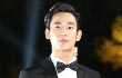 Kim Soo Hyun Menang Aktor Pendatang Baru Lewat 'Secretly Greatly'