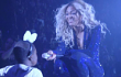 Beyonce Buat Fans Penderita Kanker Nangis di Konsernya