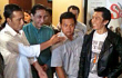 Asyiknya Nonton 'Slank Nggak Ada Matinya' Bareng Jokowi