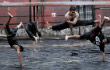 Kerennya Foto Pertarungan Baru Iko Uwais di 'The Raid 2'