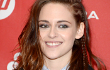 Kristen Stewart Akan Jadi Putri Julianne Moore di 'Still Alice'