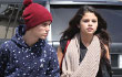 Justin Bieber Pamer Pernah Tidur dengan Selena?