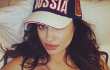 Irina Shayk Foto Topless Dukung Tim Rusia di Olimpiade Sochi