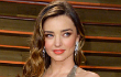 Dokter Bedah Plastik Duga Miranda Kerr Jalani Operasi Perbesar Payudara