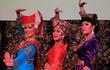 Be3 Tertantang Bernyanyi dan Menari Dengan Adat Minang
