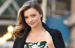 Tertarik dengan Pria dan Wanita, Miranda Kerr Biseksual?