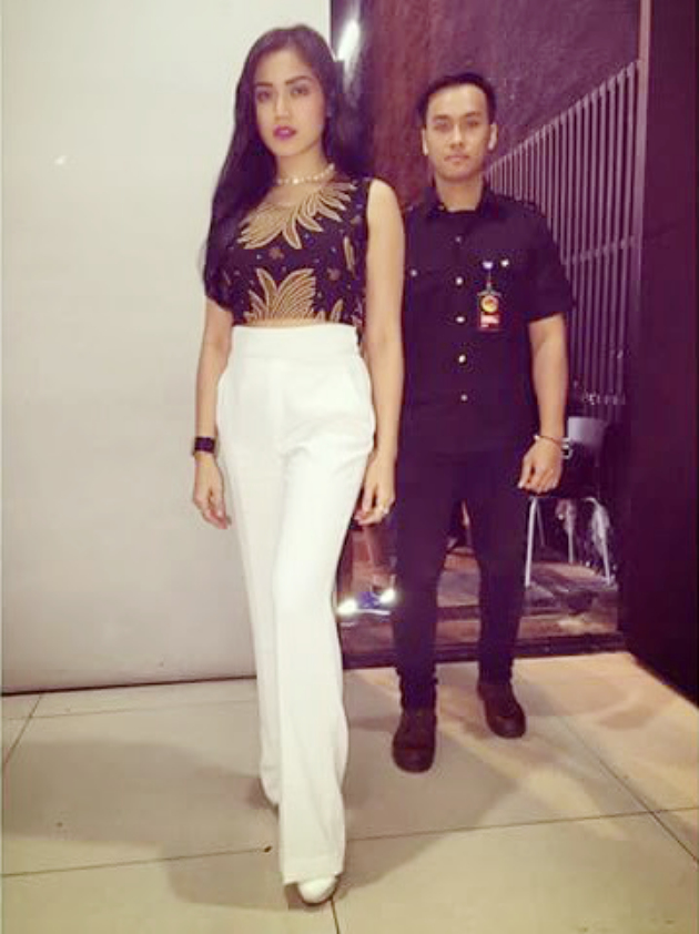 Jessica Iskandar Malu-Malu PDKT dengan Satpam Ganteng Yogi
