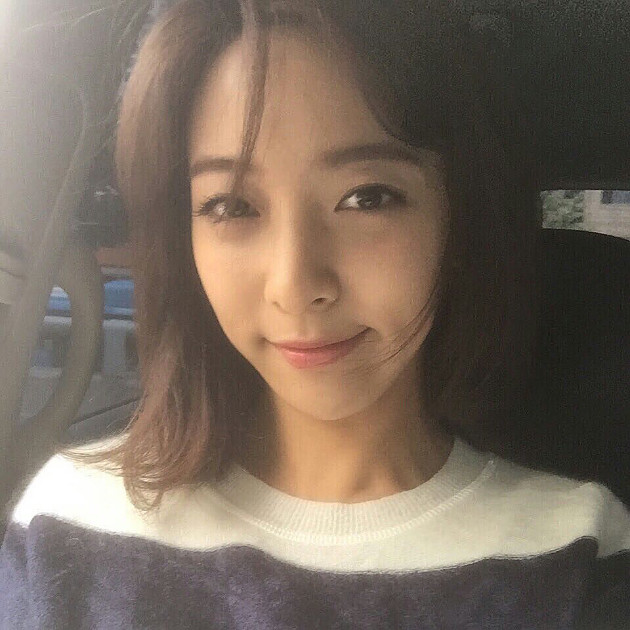 Unggah Selca Baru Wajah Luna f x Dibilang Makin Aneh Unggah Selca Baru Wajah Luna f x Dibilang Makin Aneh