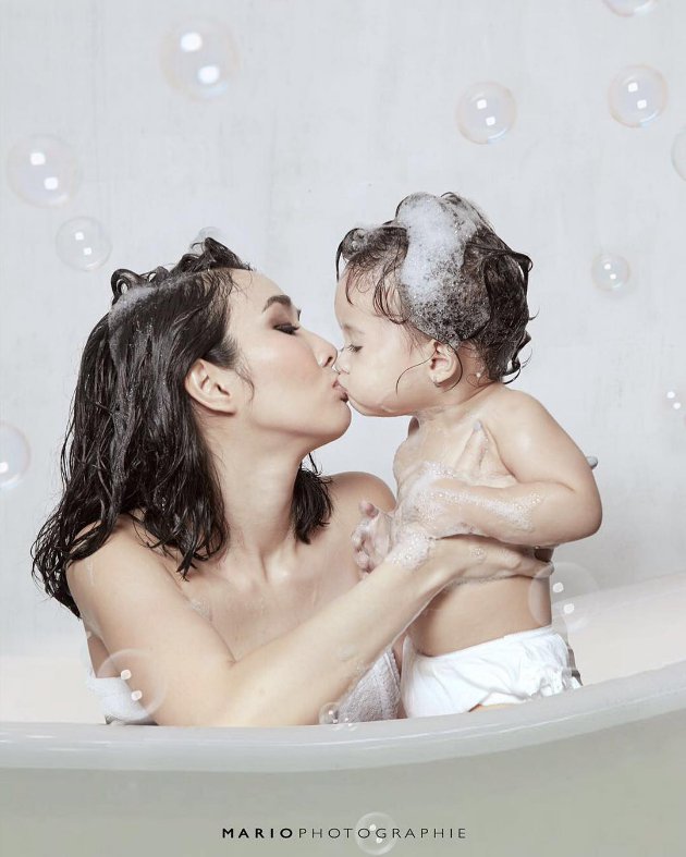 Senasib Ahmad Dhani Maia Foto Ciuman Bibir Gisel Ikut Dihujat Netter