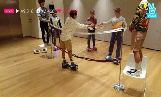 Standing Mic SHINee Dipakai NCT Dream
