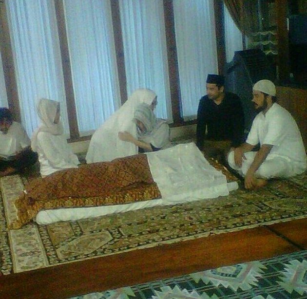 Pemakaman Stefan William di Anak Jalanan