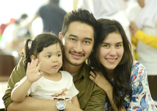 Syahnaz dan Jeje Govinda