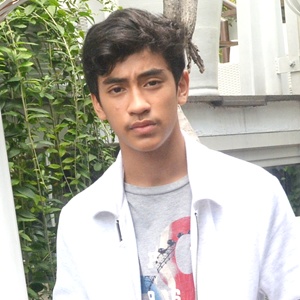 Profil Abidzar Al Ghifari Yaitu Biodata Profil Pribadi Data Keluarga Wowkeren Com