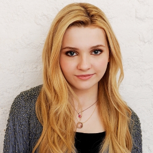 Abigail Breslin Profile Photo