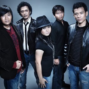 Base Jam: Berita, Foto, Video, Lirik, Biodata | WowKeren