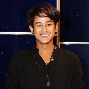 Dwi Andhika Berita Foto Video Lirik Lagu Profil Bio Halaman Utama Dwi Andhika Wowkeren Com
