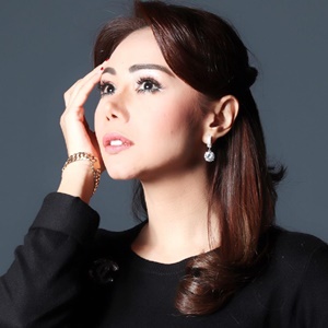 Femmy Permatasari Profile Photo