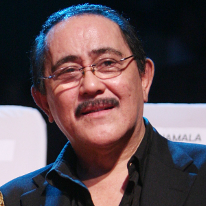 Frans Tumbuan Profile Photo