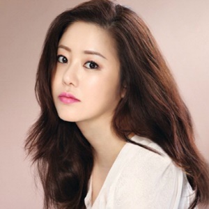 Go Hyun Jung Profile Photo