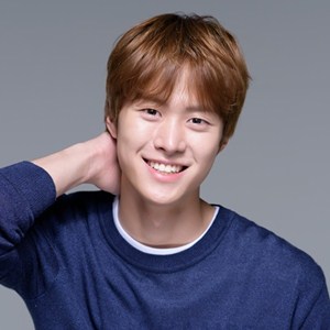Gong Myung Profile Photo