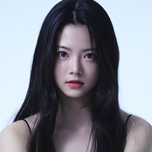 Hong Eunchae Profile Photo