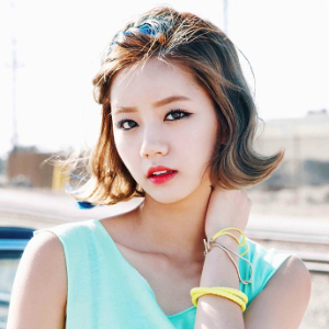 Hyeri: Berita, Foto, Video, Lirik Lagu, Profil & Bio | Halaman Utama